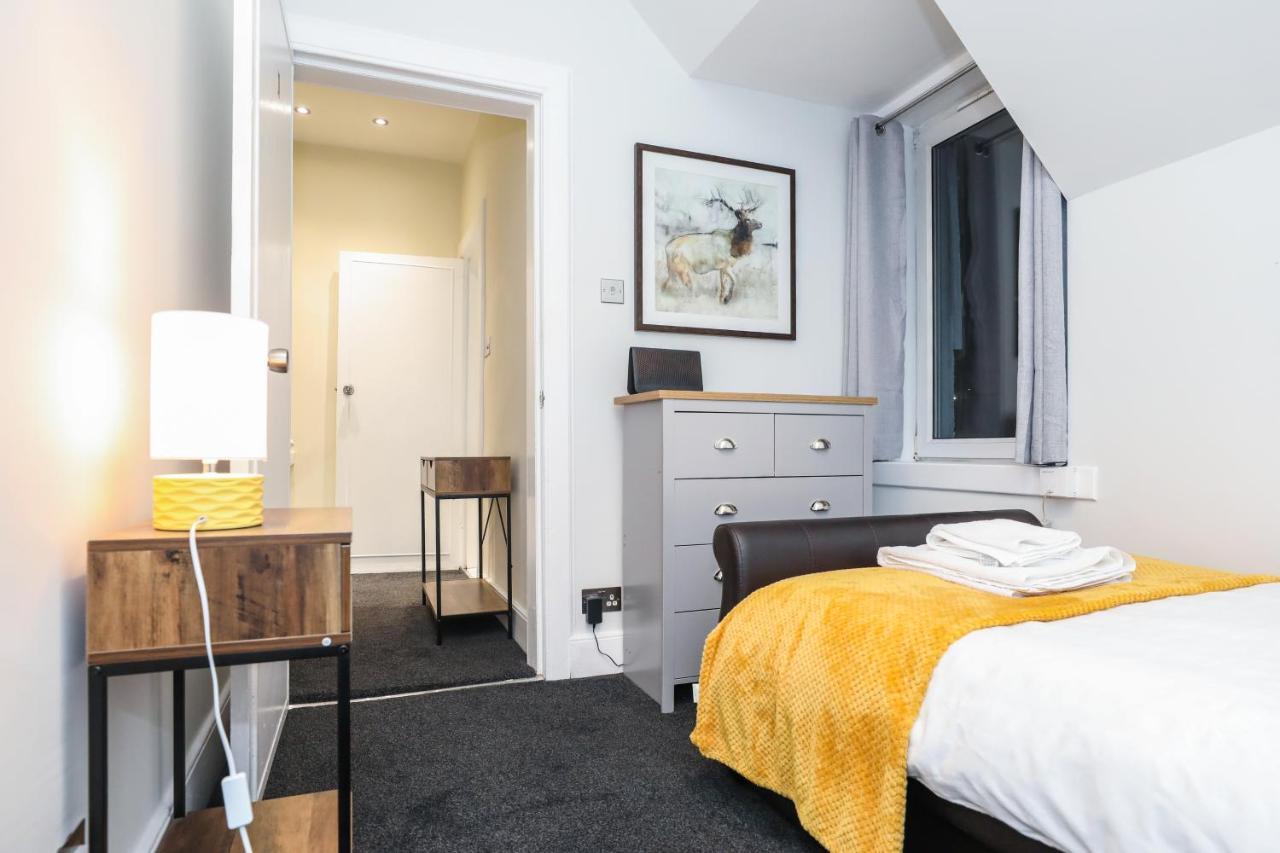 Mystayinn Tomnahurich Guest House Инвернес Екстериор снимка