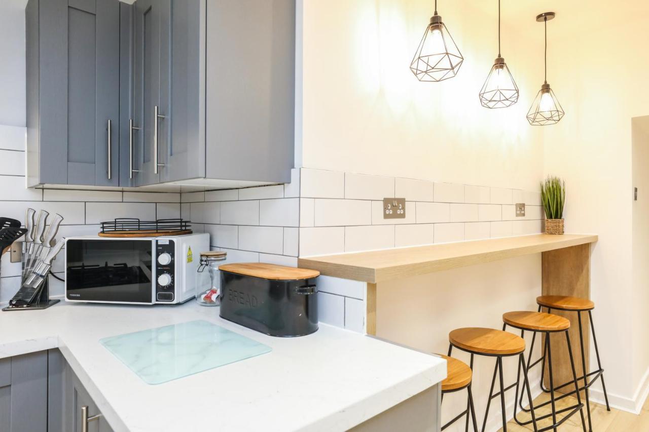 Mystayinn Tomnahurich Guest House Инвернес Екстериор снимка